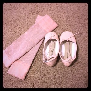 Toddler Girl leg warmers and ballerina slippers